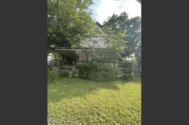 414 Emory Dr