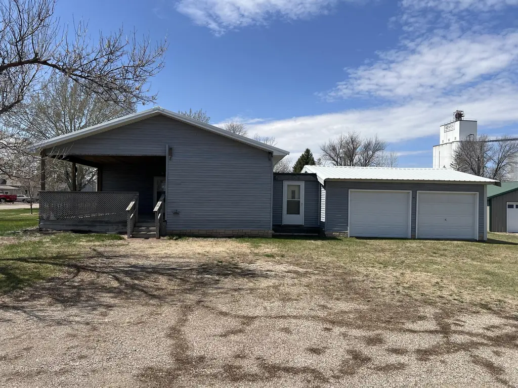 238 True St