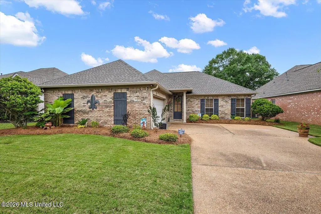 302 Camber Ct