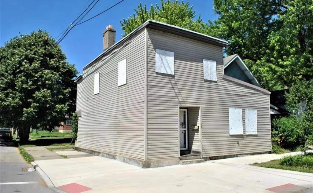 352 E Innis Ave #350