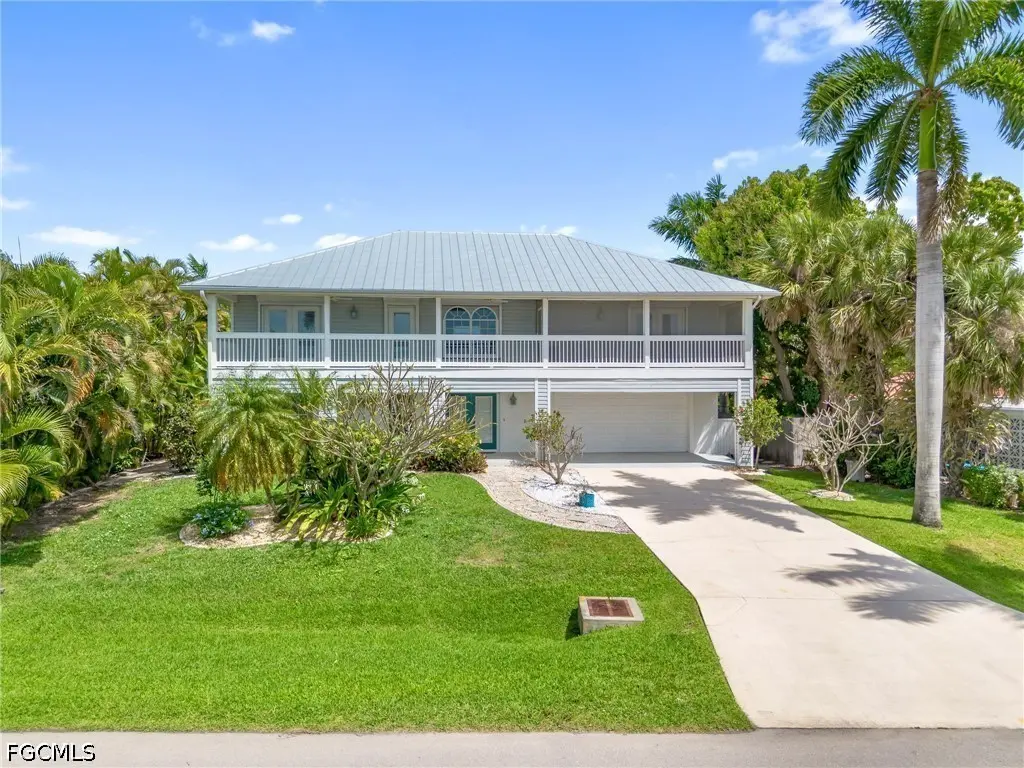 647 Coral Dr