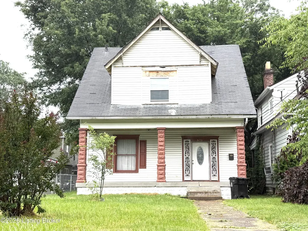 3215 Grand Ave