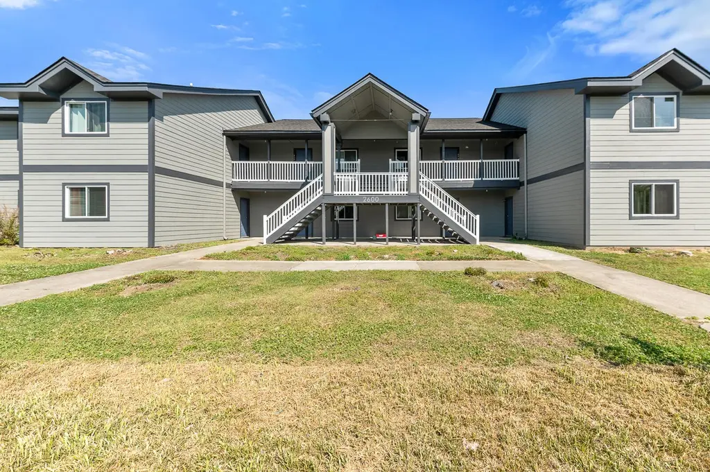 2608 Hidden Cove Dr