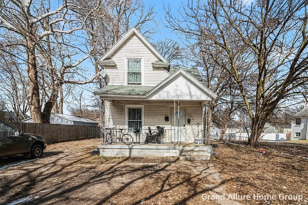 115 Meerse St SE