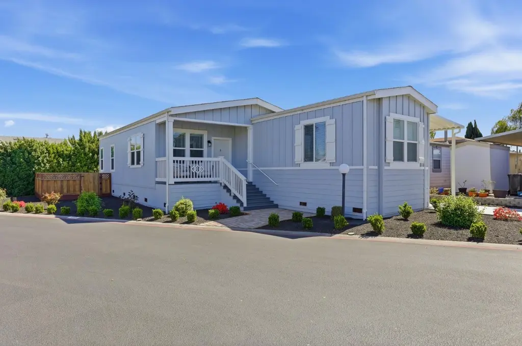 1111 Morse Ave #227