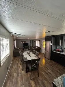 825 N Lamb Blvd