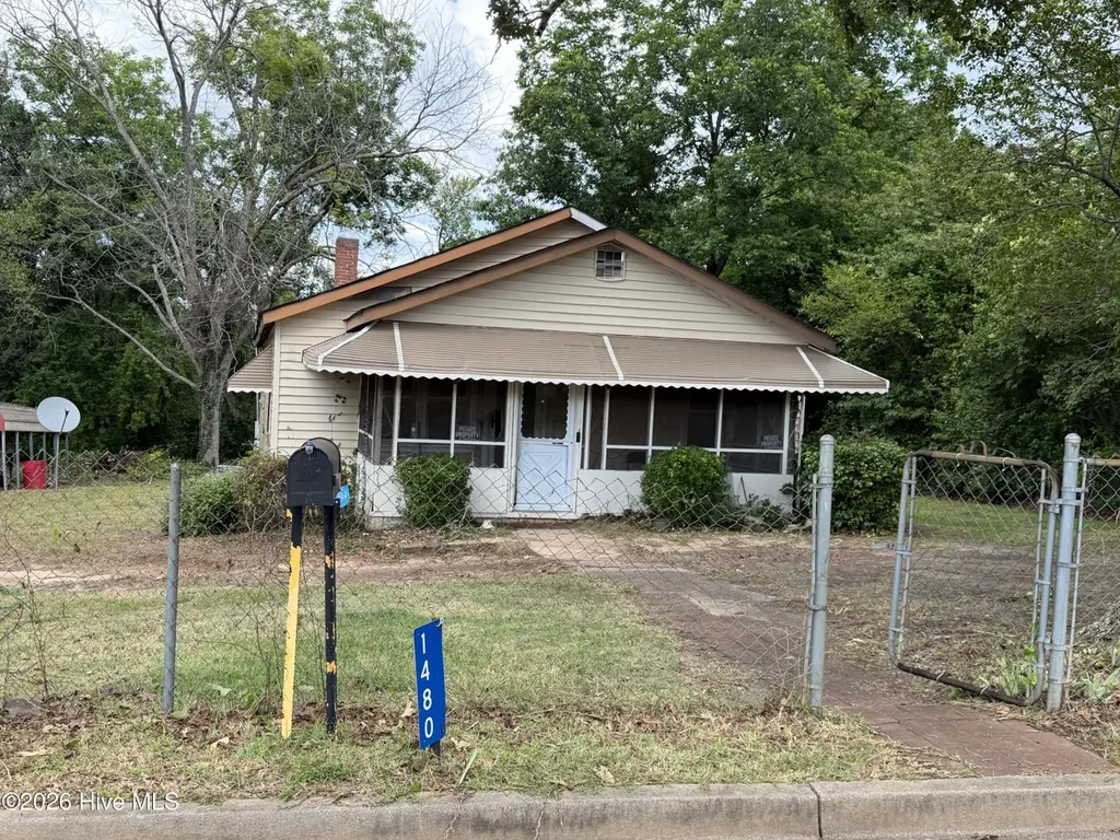 1480 Price St