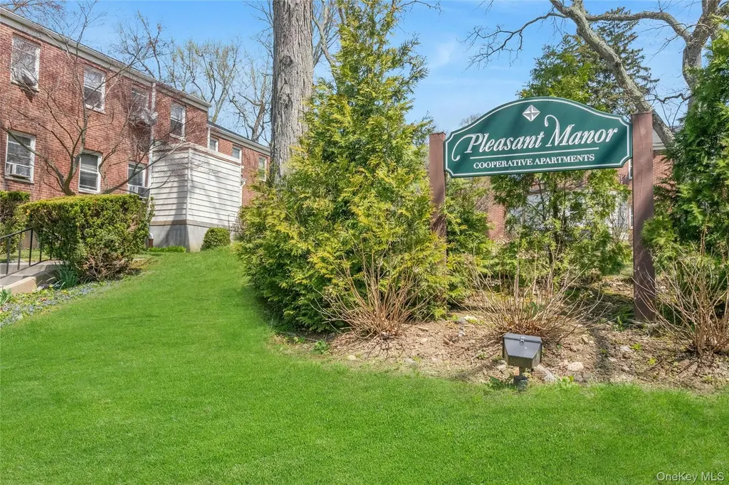 53 Broadway Unit 1E