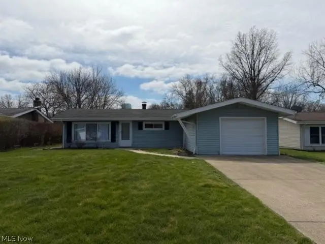 166 Huntington Dr