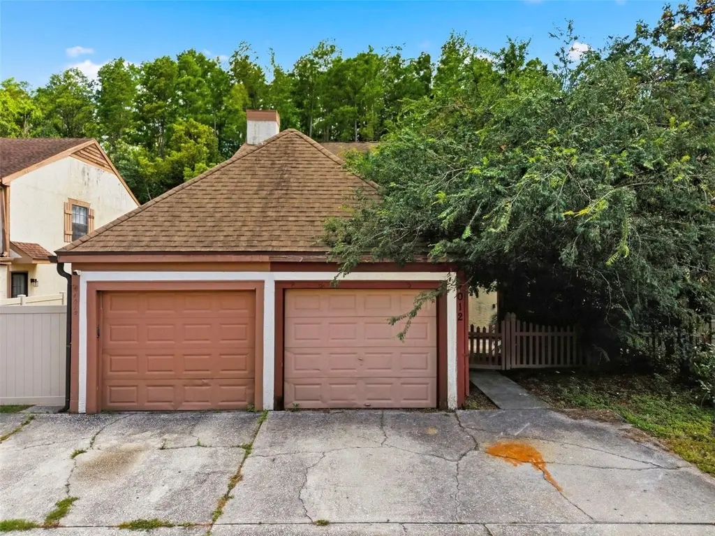 4012 Huxford Ct