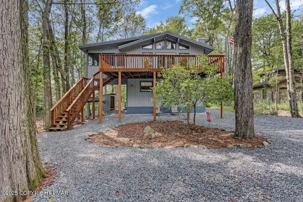 117 Winding Hill Rd