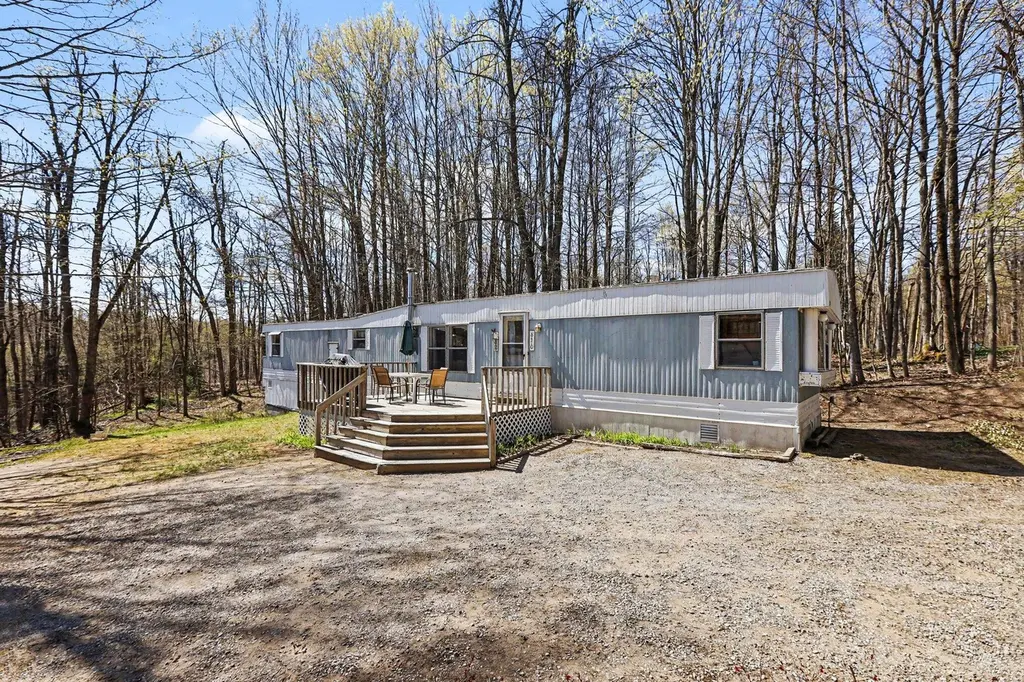 8470 Heatherton Cir