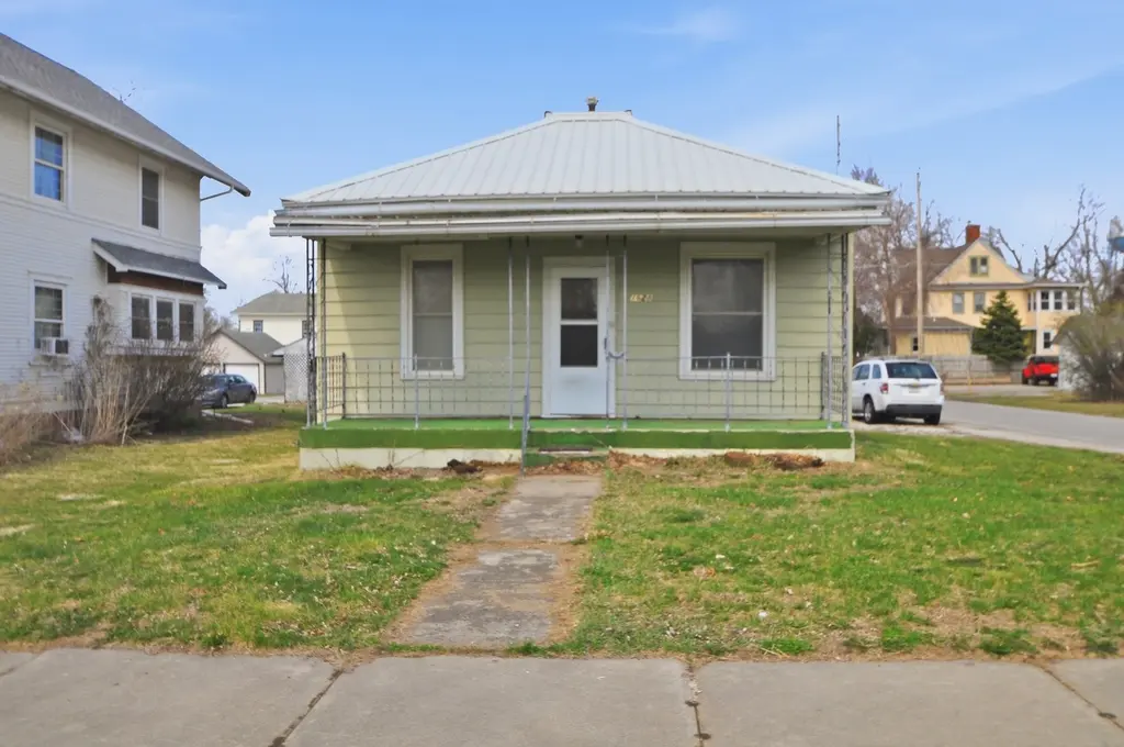 1628 Otley Ave