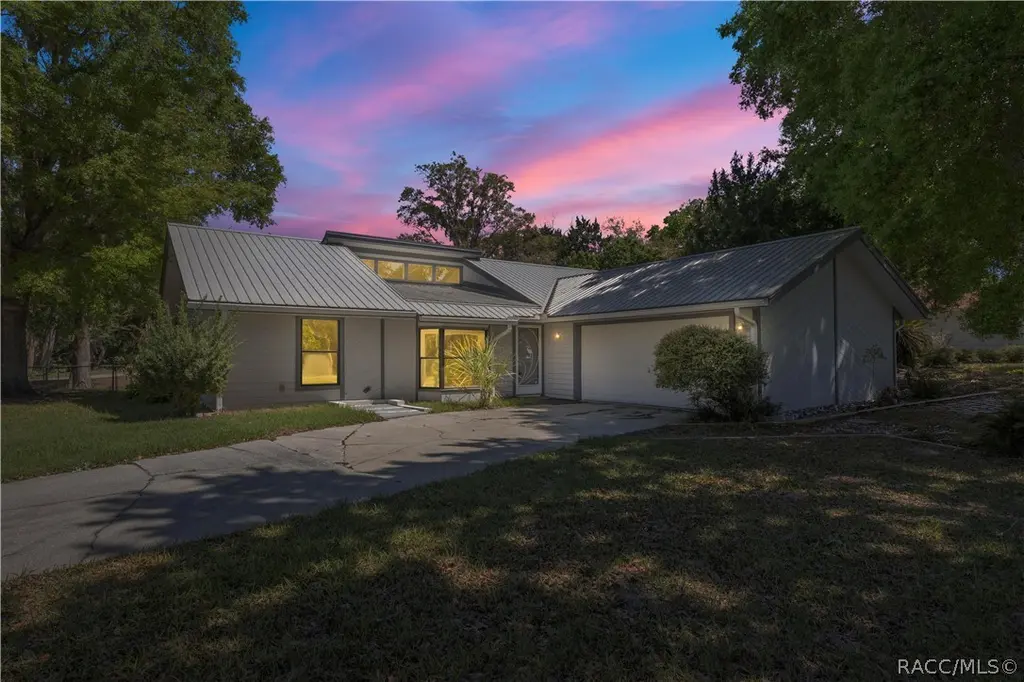 11599 W Timberlane Dr