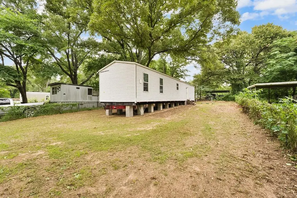 117 Crestwood Dr