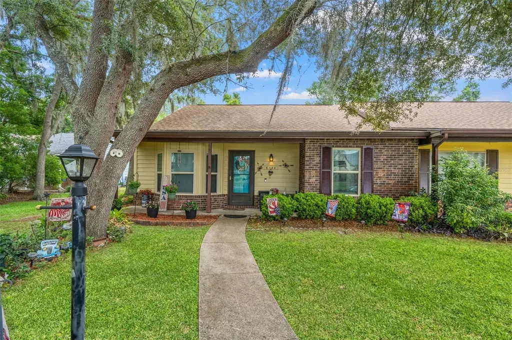 6144 Beechwood Dr