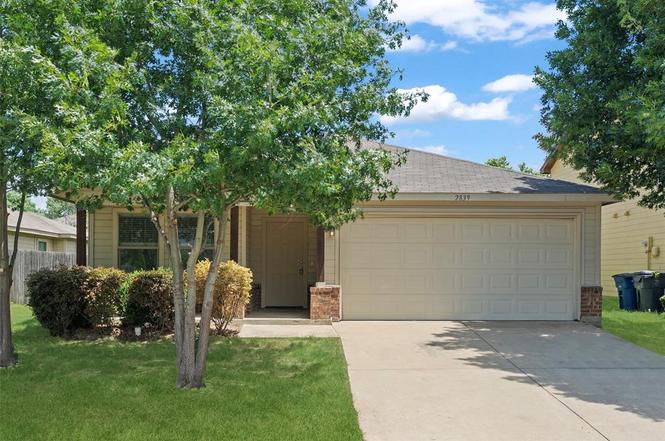 2839 Saint David Dr