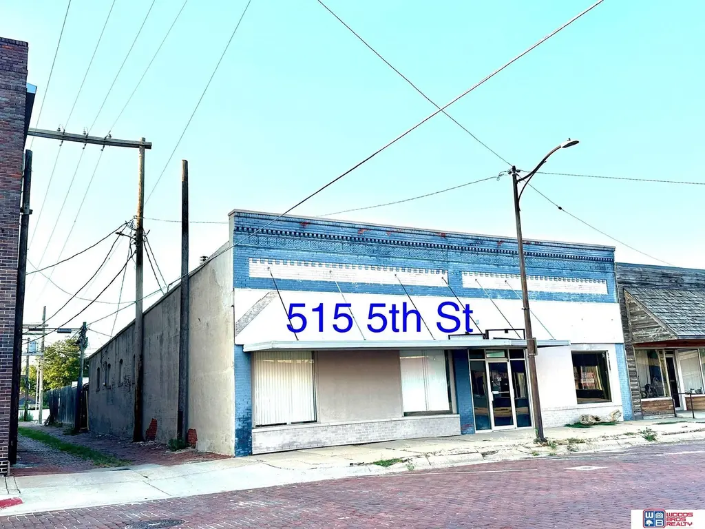 515 5th St