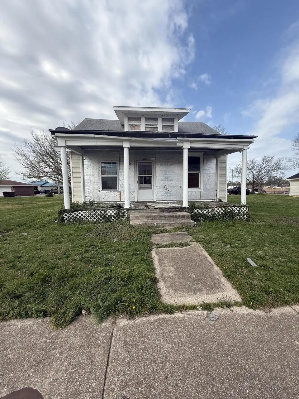 467 N Adams Ave