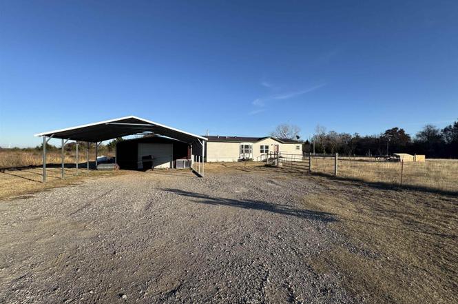 1110 N Cason Rd