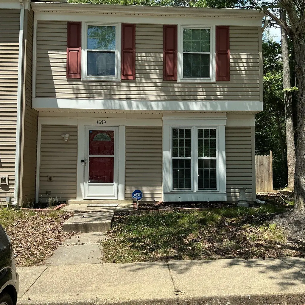 3879 Kearnys Inn Pl