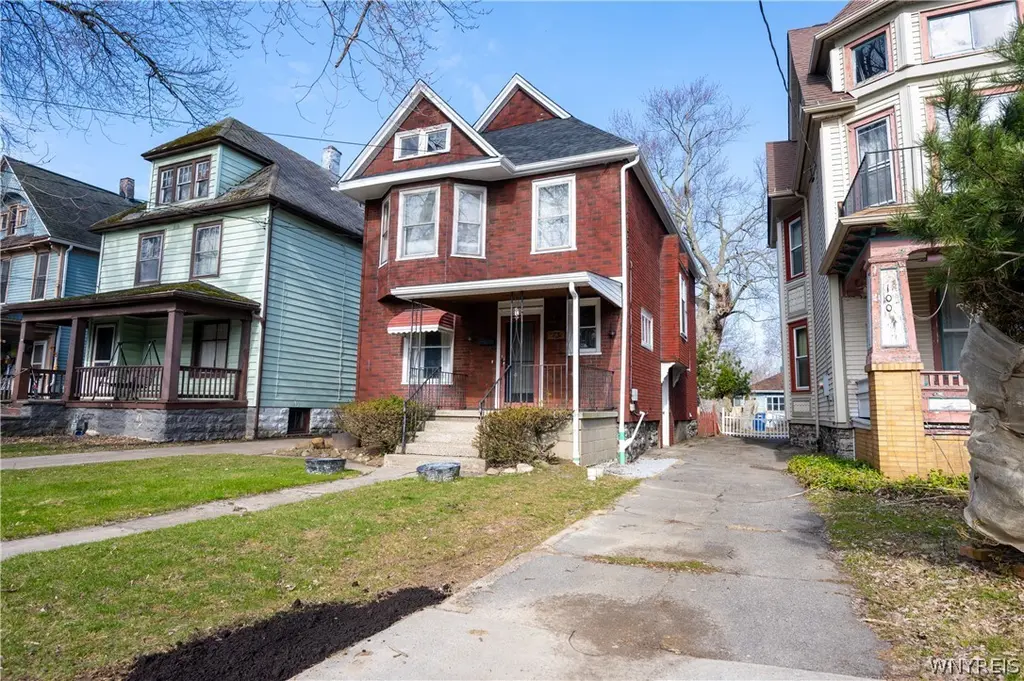98 Sage Ave
