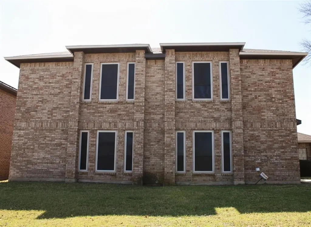 720 Cresent Dr