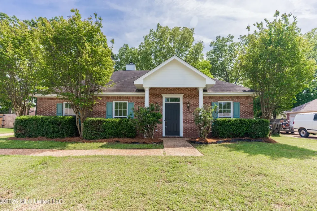 132 Post Oak Dr