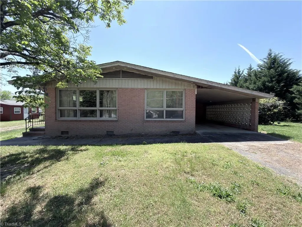 325 Bluemont Rd