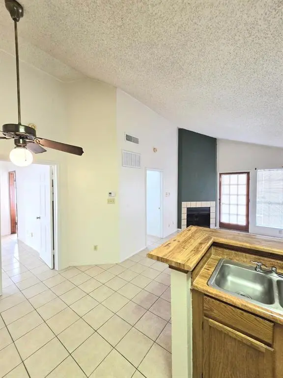 6108 Abrams Rd #330