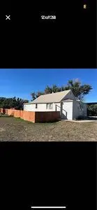 209 1st St W