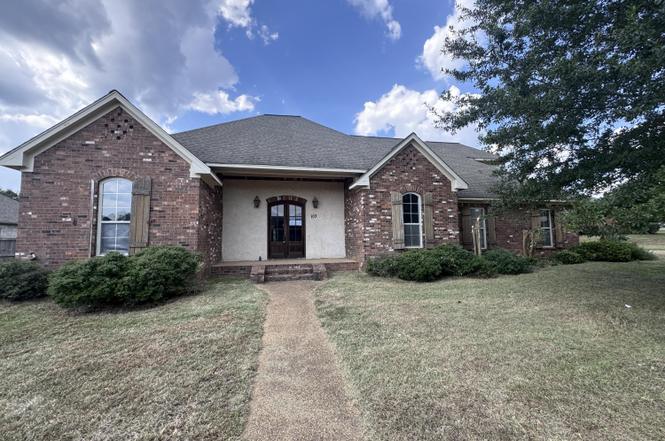 103 Rosemont Dr