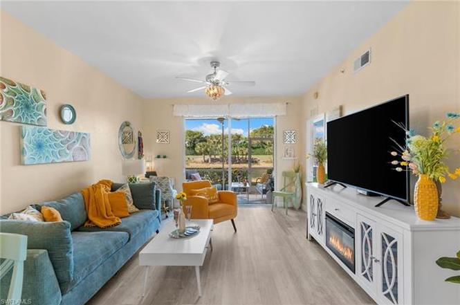 2815 Cypress Trace Cir #104