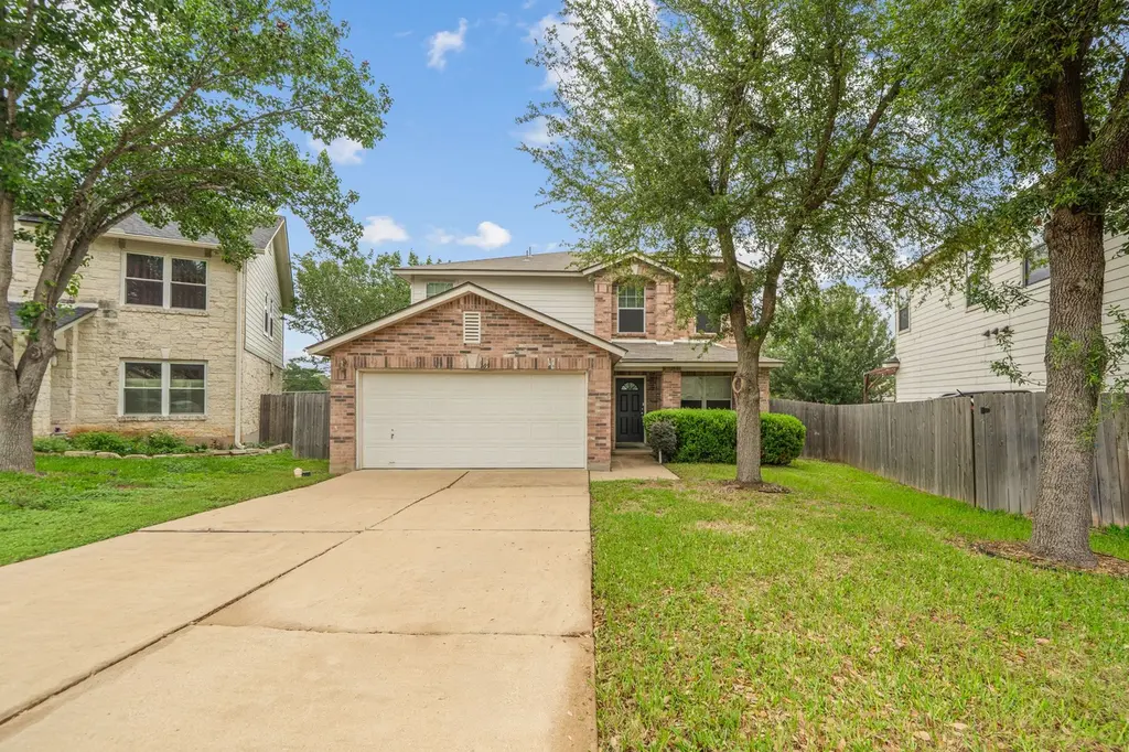 109 Comal Cv
