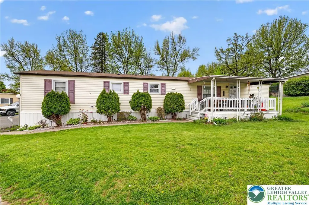 8766 Turkey Ridge Rd
