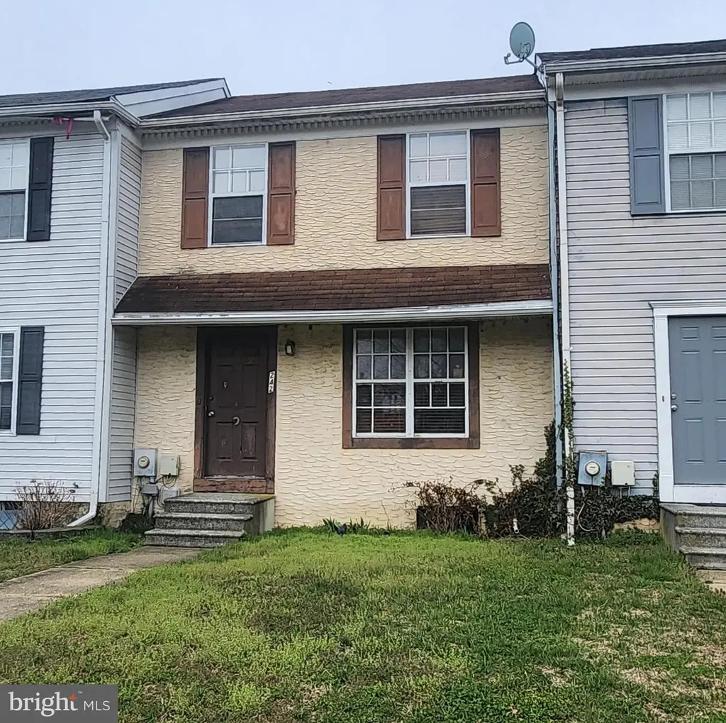 242 Green Blade Dr