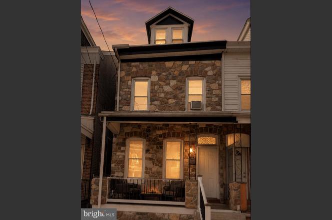 57 Garfield Ave