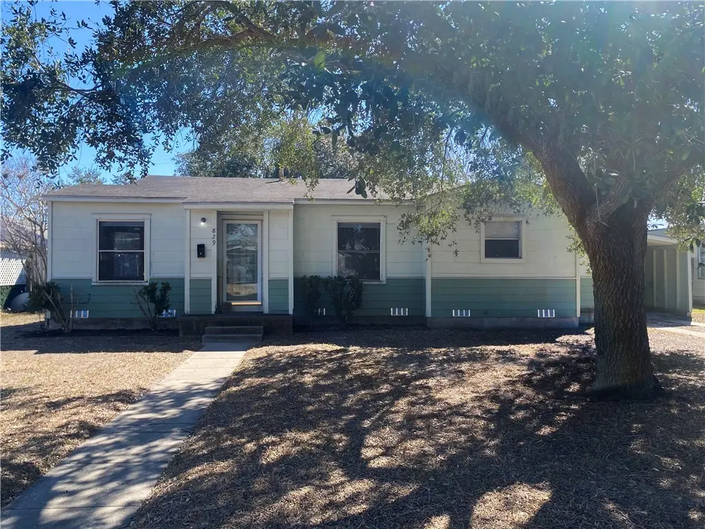 829 E Hoffman Ave