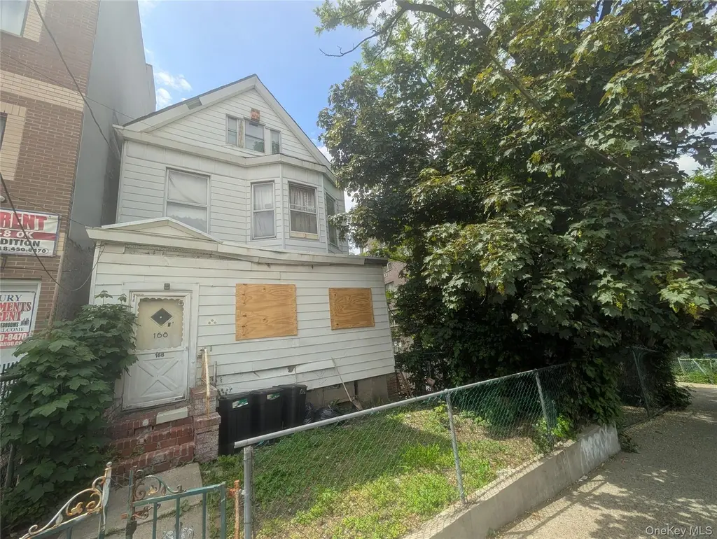 168 W Kingsbridge Rd