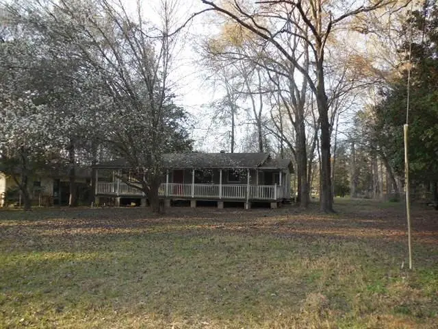 1104 Foreman Rd