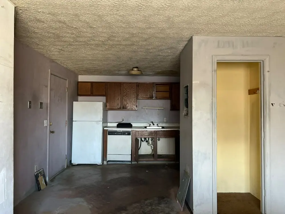 25 Log St