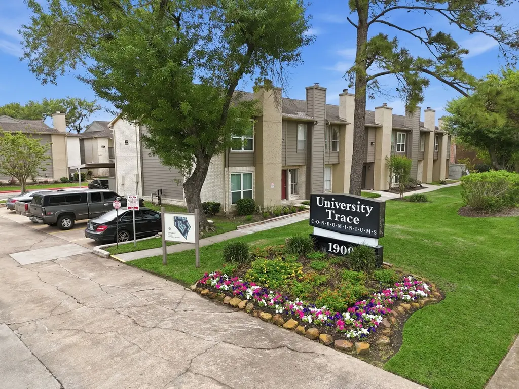 1900 Bay Area Blvd #169