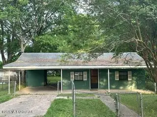 21 Birdwood Dr