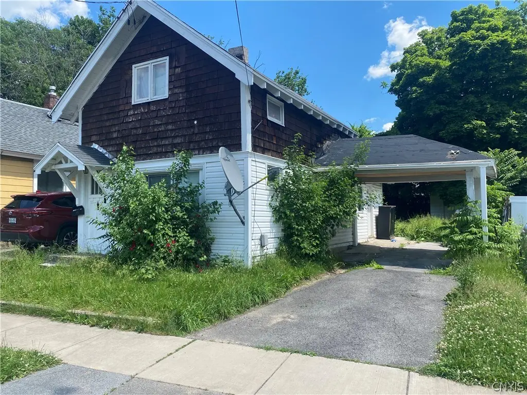 106 Seward St