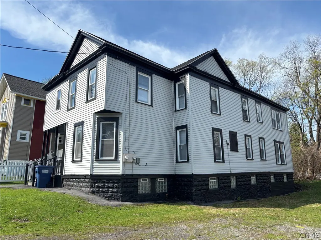 216 Westcott St