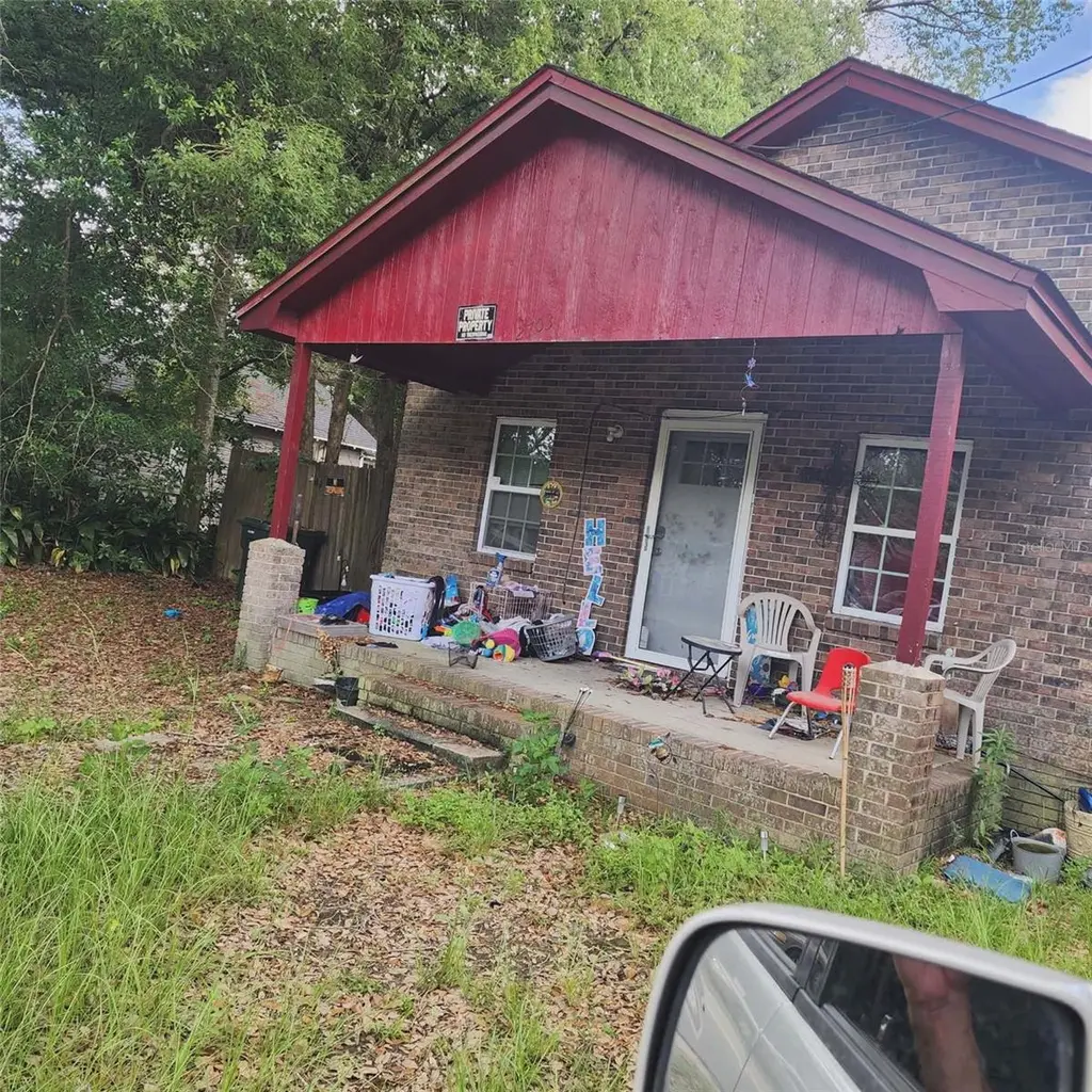 2703 W Jordan St