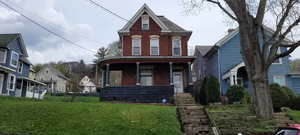 303 Hone Ave