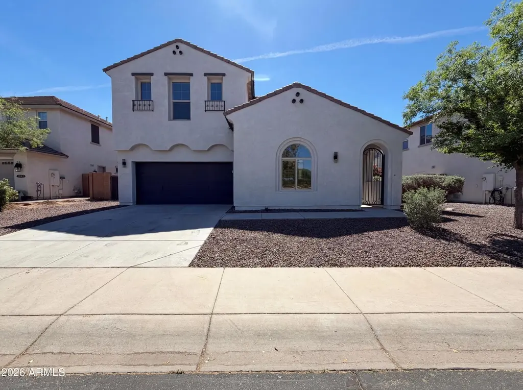 1945 E Mia Ln