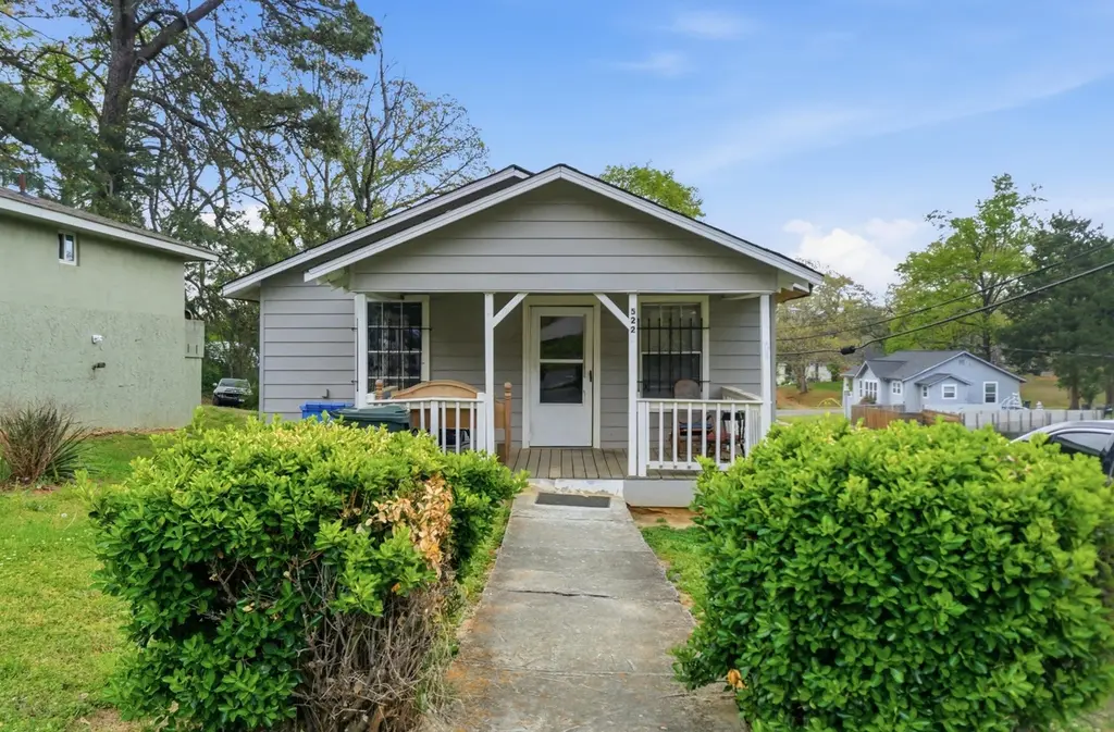 5228 Slayton Ave