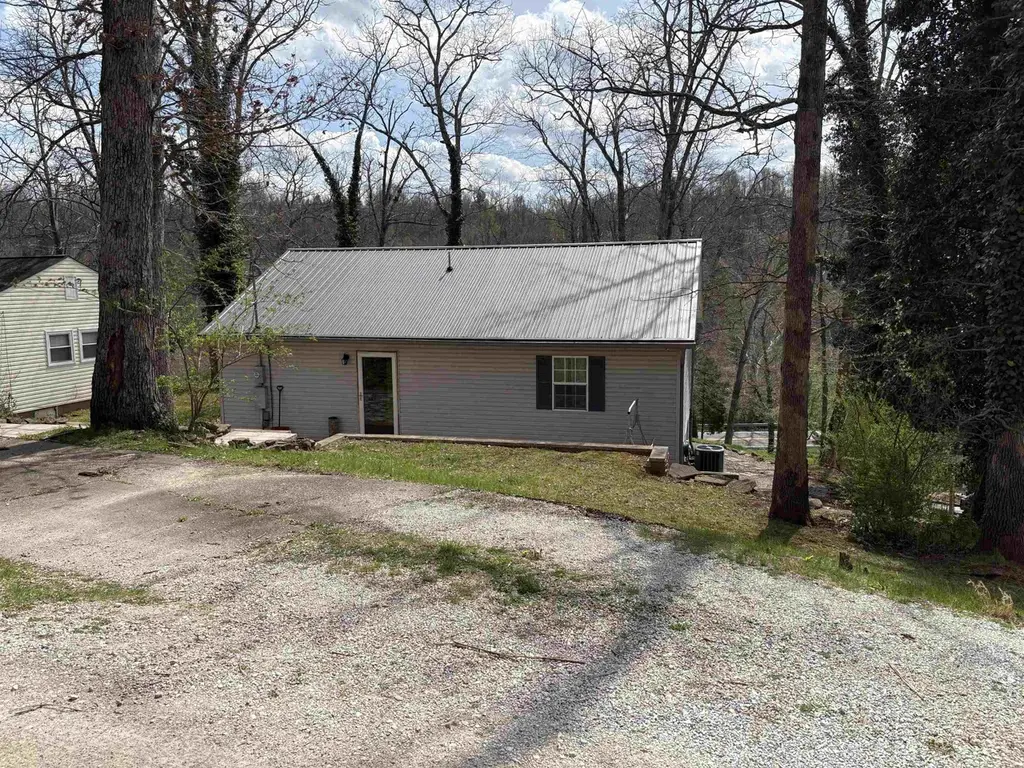 1423 Spring Valley Cir